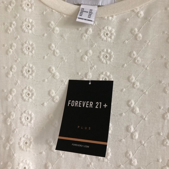 Forever 21 Cream Lace Eyelet Top - Picture 3 of 4